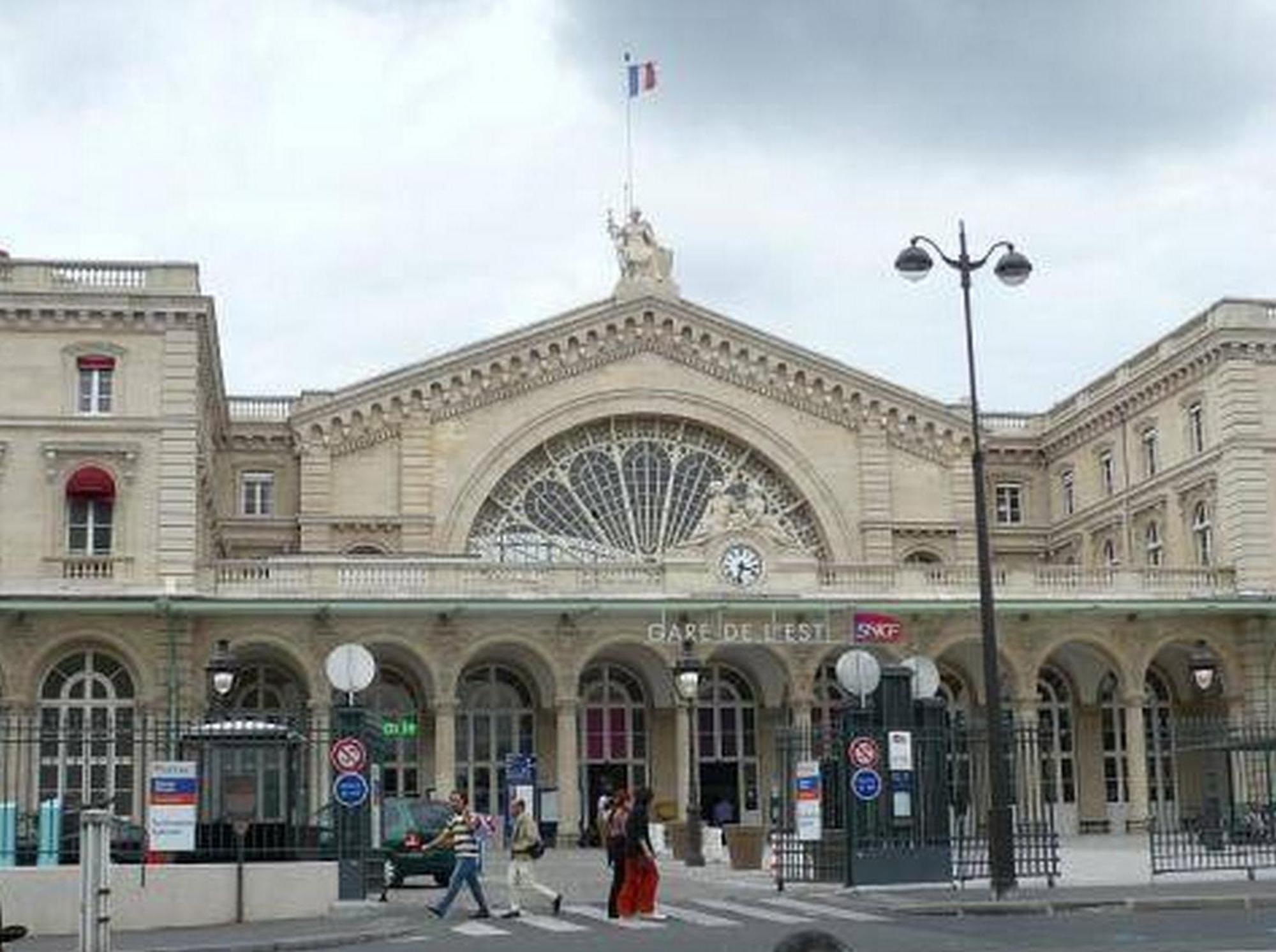 Hipotel Paris Montmartre Gare Du Nord Esterno foto